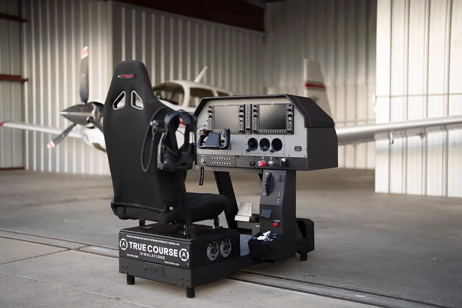 True Course Simulations C172 yoke configuration in a Prescott, Arizona hangar